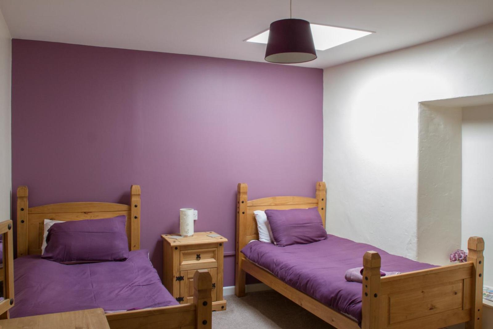 Cu Chulainns Accommodation Westport Exterior photo